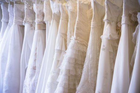 Jak vybrat svatební šaty