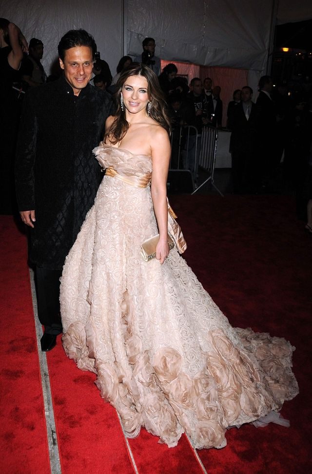 Elizabeth Hurley a Arun Nayar