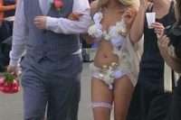 Šílené svatební šaty