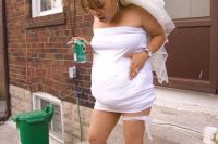 Šílené svatební šaty