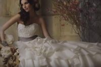 Nejdražší svatební šaty, Youtube.com