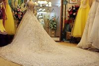 Nejdražší svatební šaty, Youtube.com