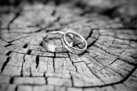 Rozdílné snubní prsteny