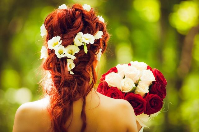 Jak vybrat svatební kytici