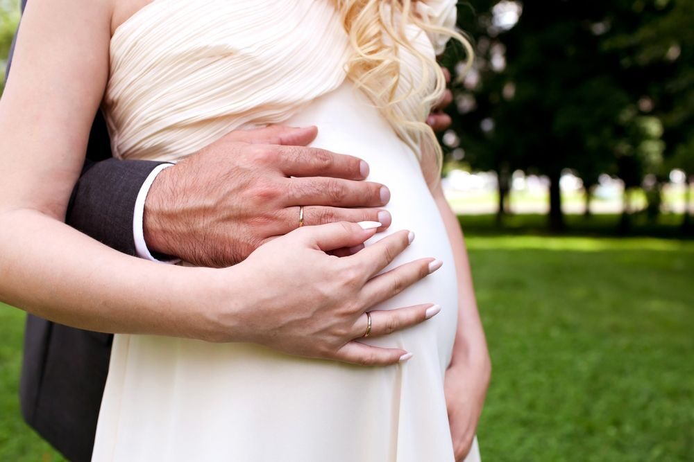 Svatební šaty pro těhotné, těhotenské svatební šaty