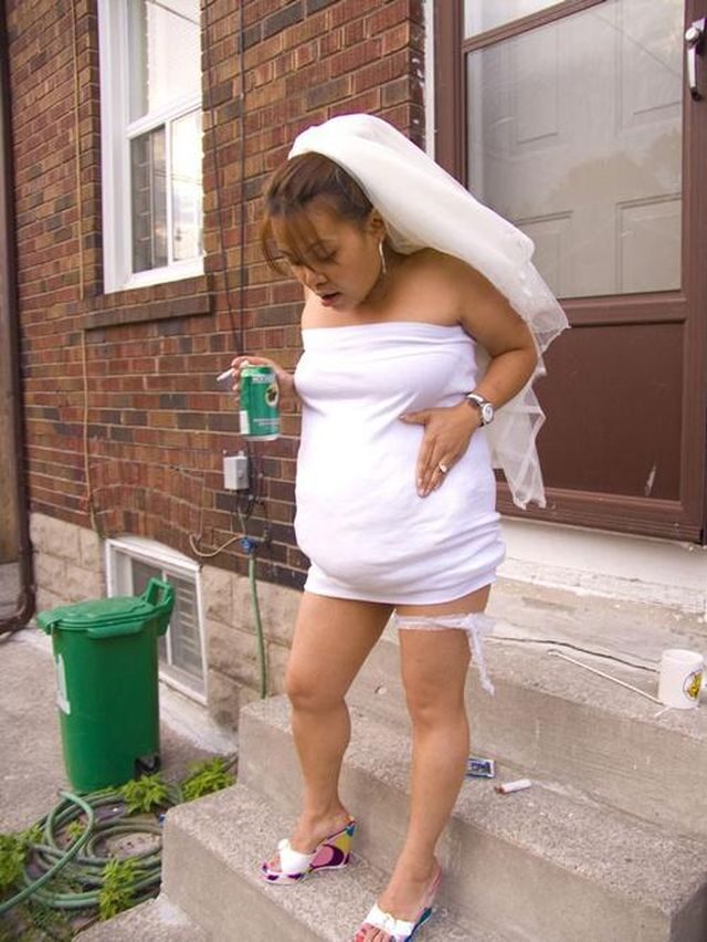 Šílené svatební šaty