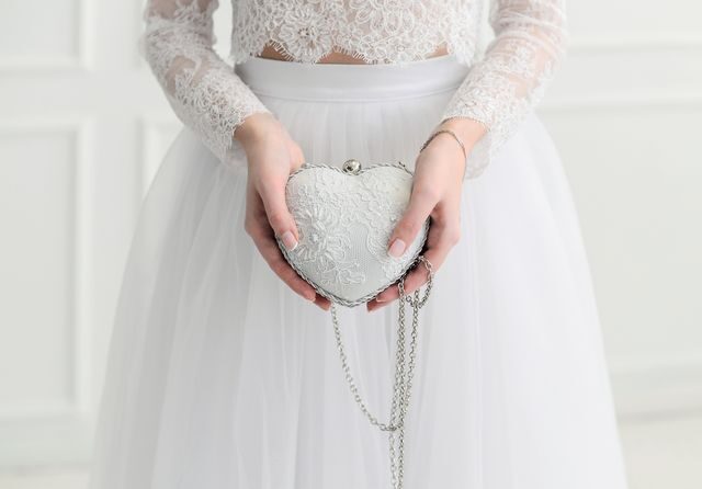 Kabelky a psaníčka pro nevěstu