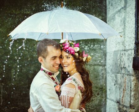 Svatební fotografie v dešti